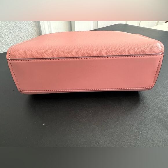 K10 NWT Michael Kors Mimi Medium Leather Messenger Bag Primrose - Picture 2 of 6